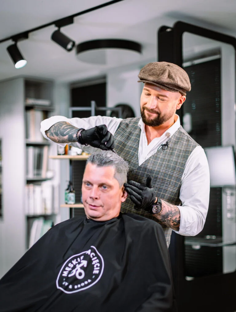 DrB Profesionalna boja za kosu i bradu za muškarce 4G 50 ml f0fd58a2fef767397f962de0c923674a-768x1015